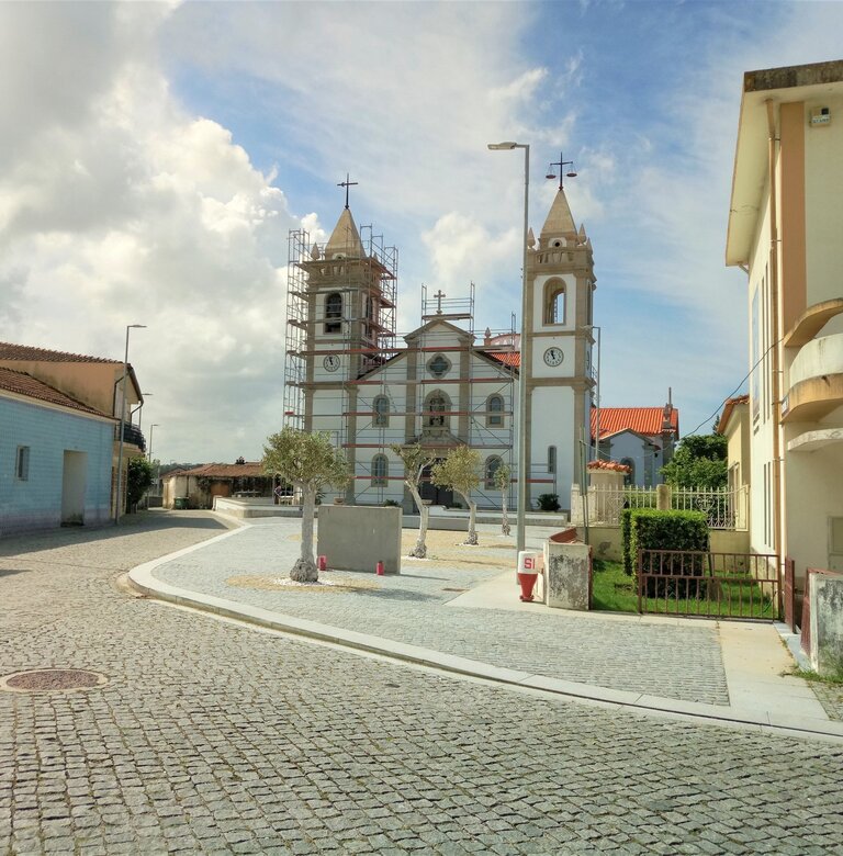 rua_igreja